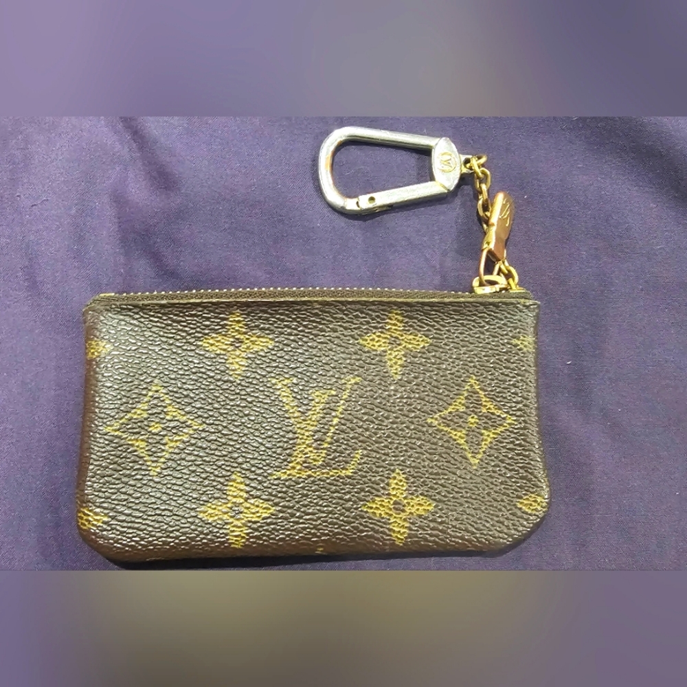 Authentic Louis Vuitton Key Pouch